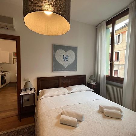 Elegant Apartment Vicenza Exterior foto