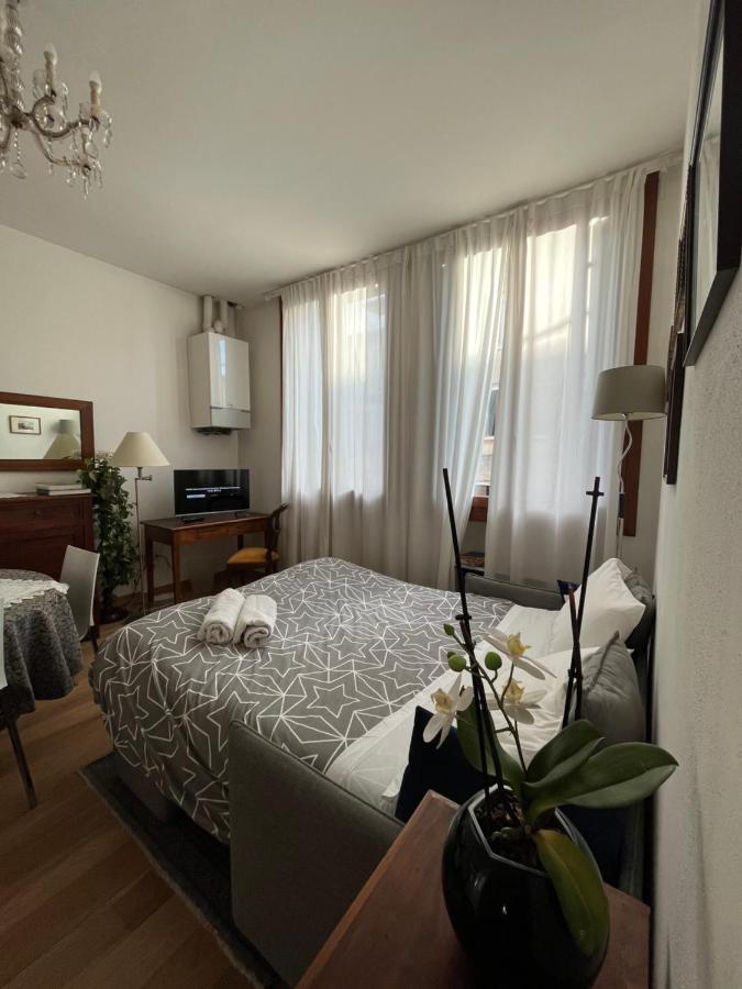Elegant Apartment Vicenza Exterior foto